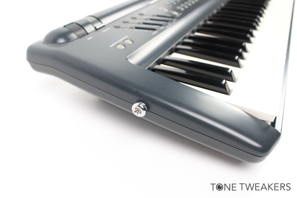 Korg 707 Performing Synthesizer For Sale – Tone Tweakers Inc.