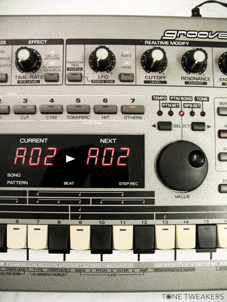 Roland MC-303 For Sale – Tone Tweakers Inc.