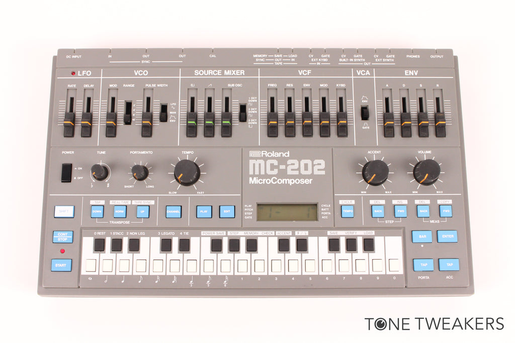 Roland MC-202