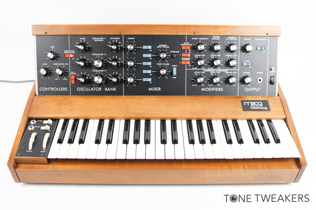 Moog Minimoog Model D sn798x