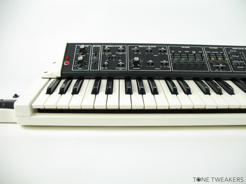 White Moog Instruments White Moog Liberation For Sale – Tone Tweakers Inc.