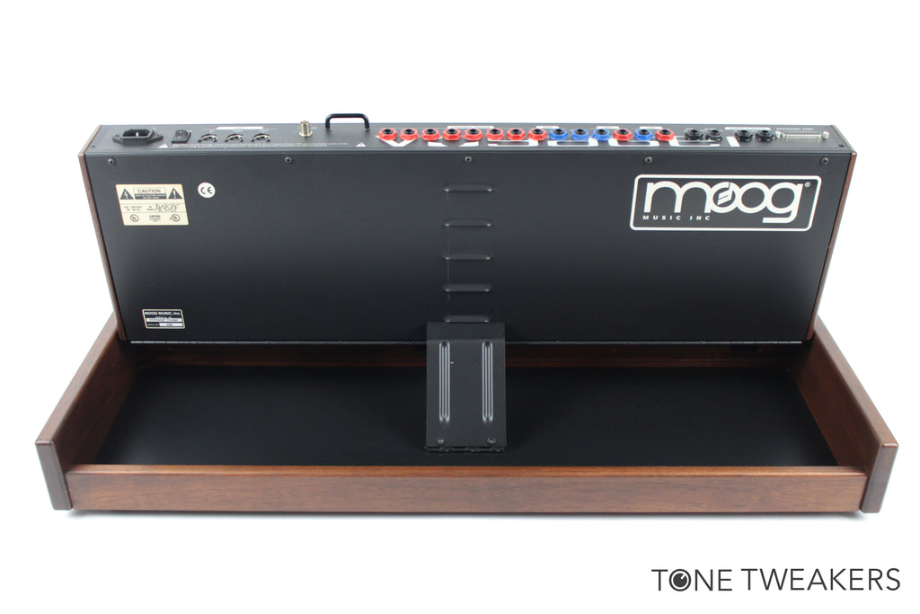 Moog Minimoog Voyager Signature Edition In Original Box For Sale – Tone ...