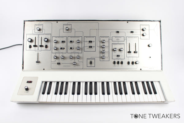 Moog Musonics Sonic V White