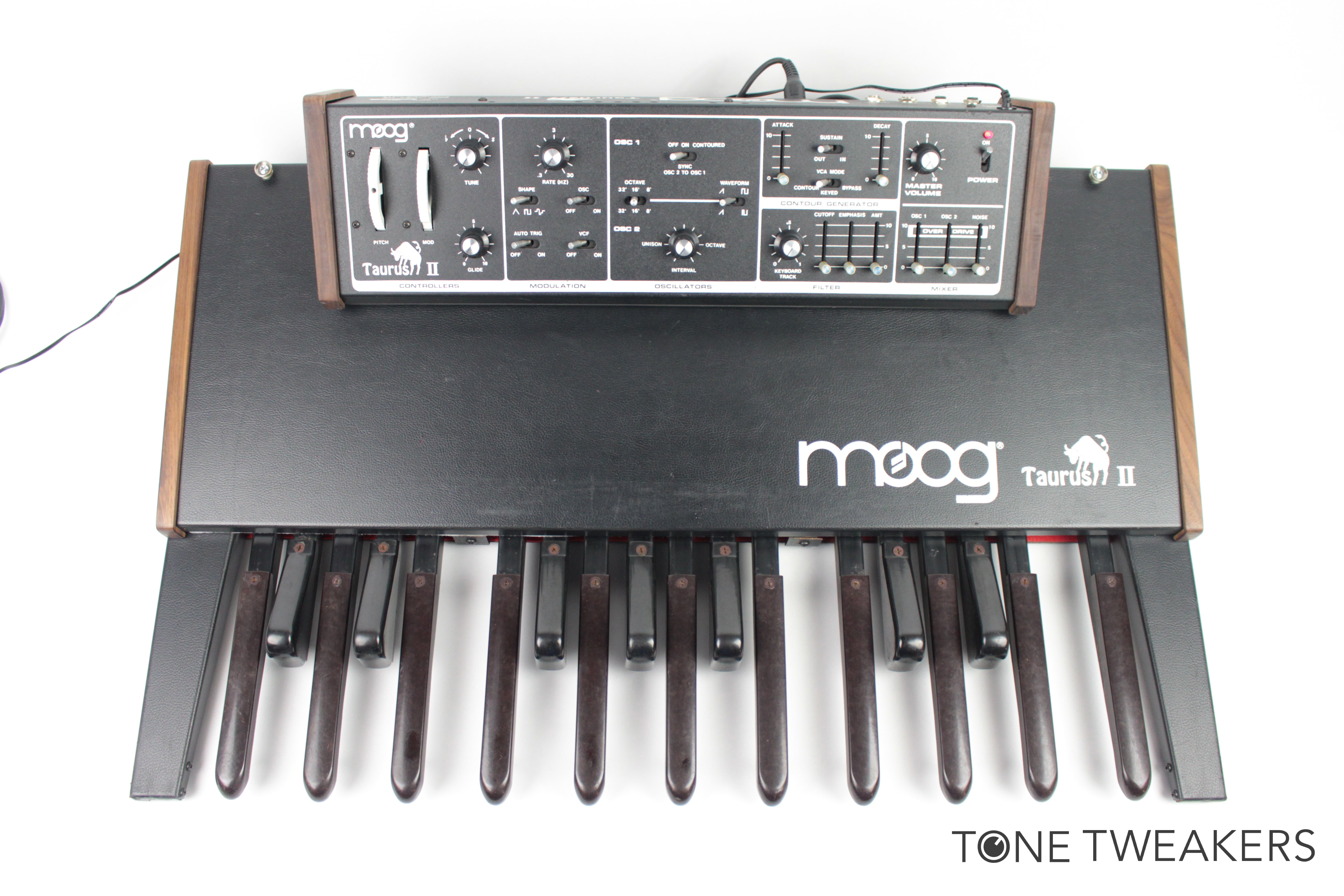 Taurus vechoor ステレオコーラス Moog Taurus II For Sale Meticulously Refurbished Better Than