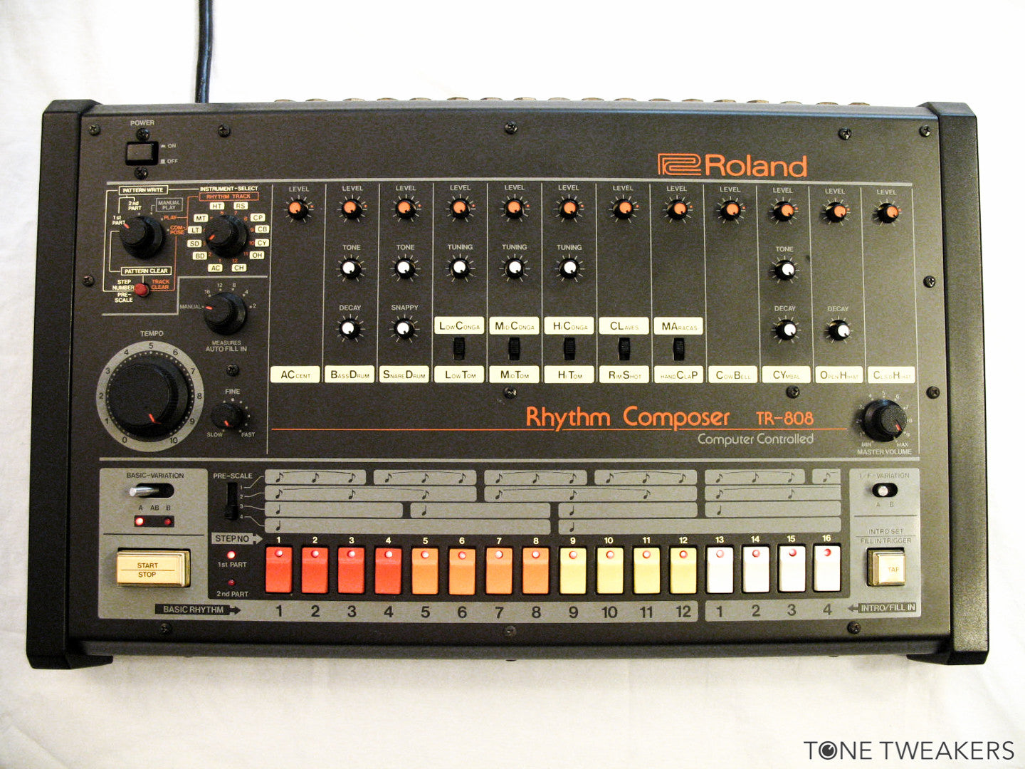 roland-tr808-579x-1_b9514ec1-