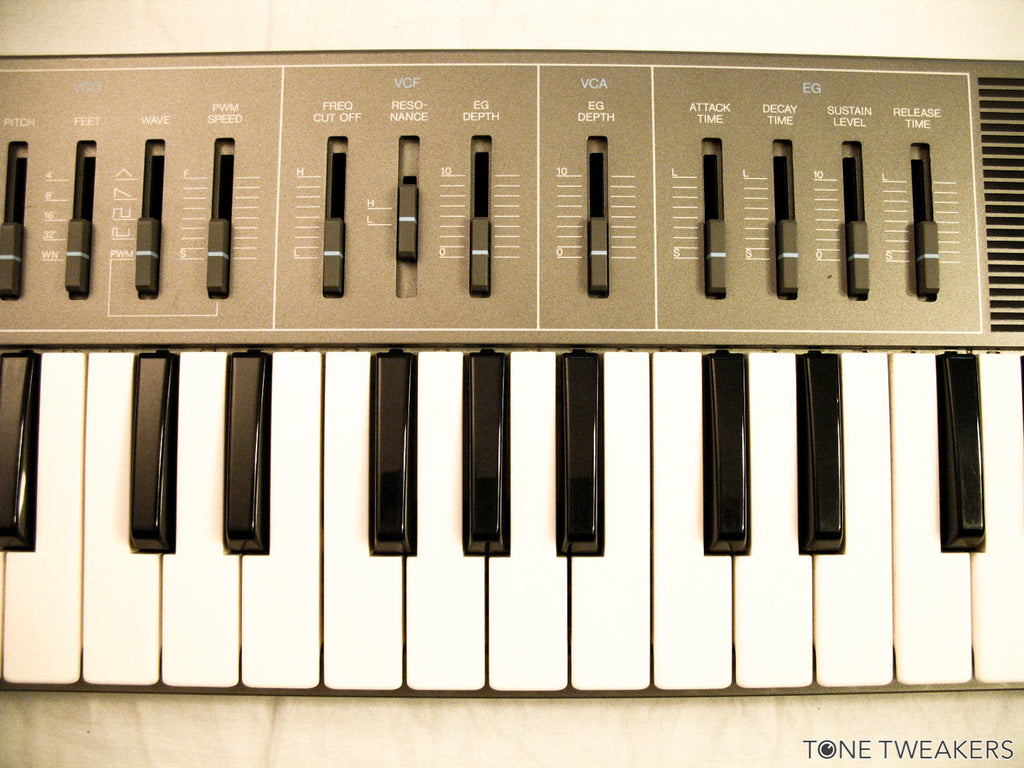 Yamaha CS01 For Sale – Tone Tweakers Inc.